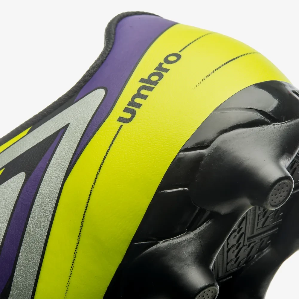 CHUTEIRA UMBRO CAMPO PRISMA INFANTIL  5