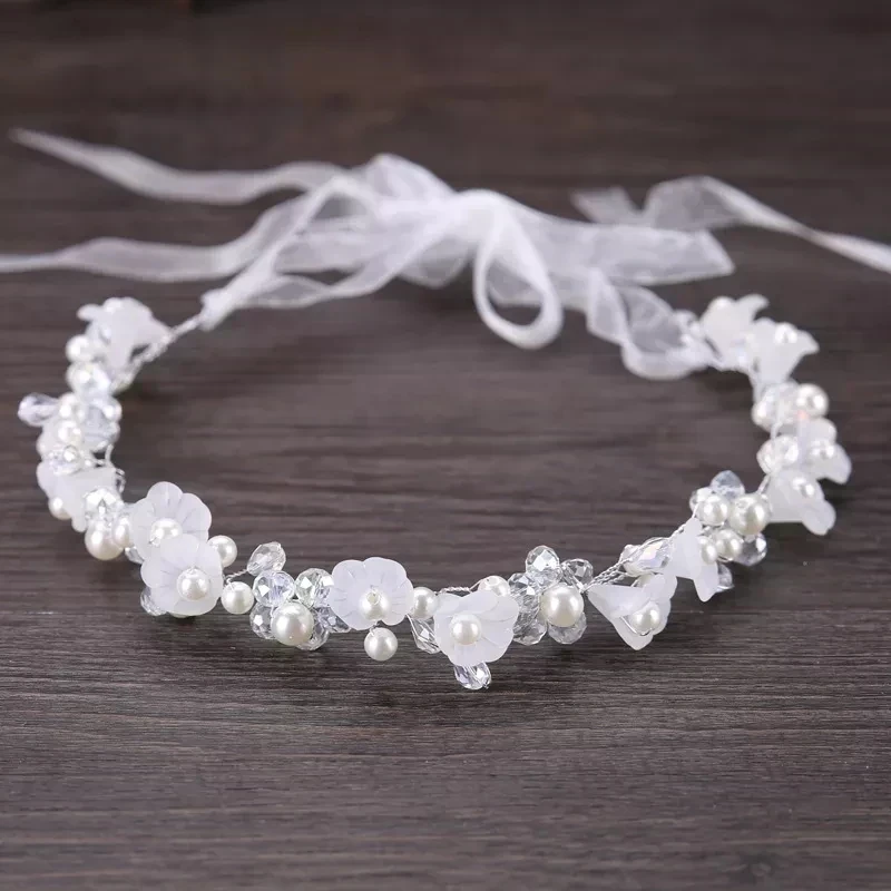 TIARA CRISTAL Y FLORES