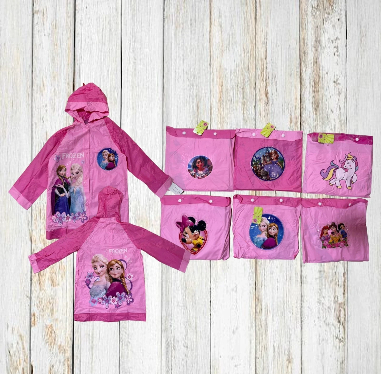 CARPA NIÑA PERSONAJES 