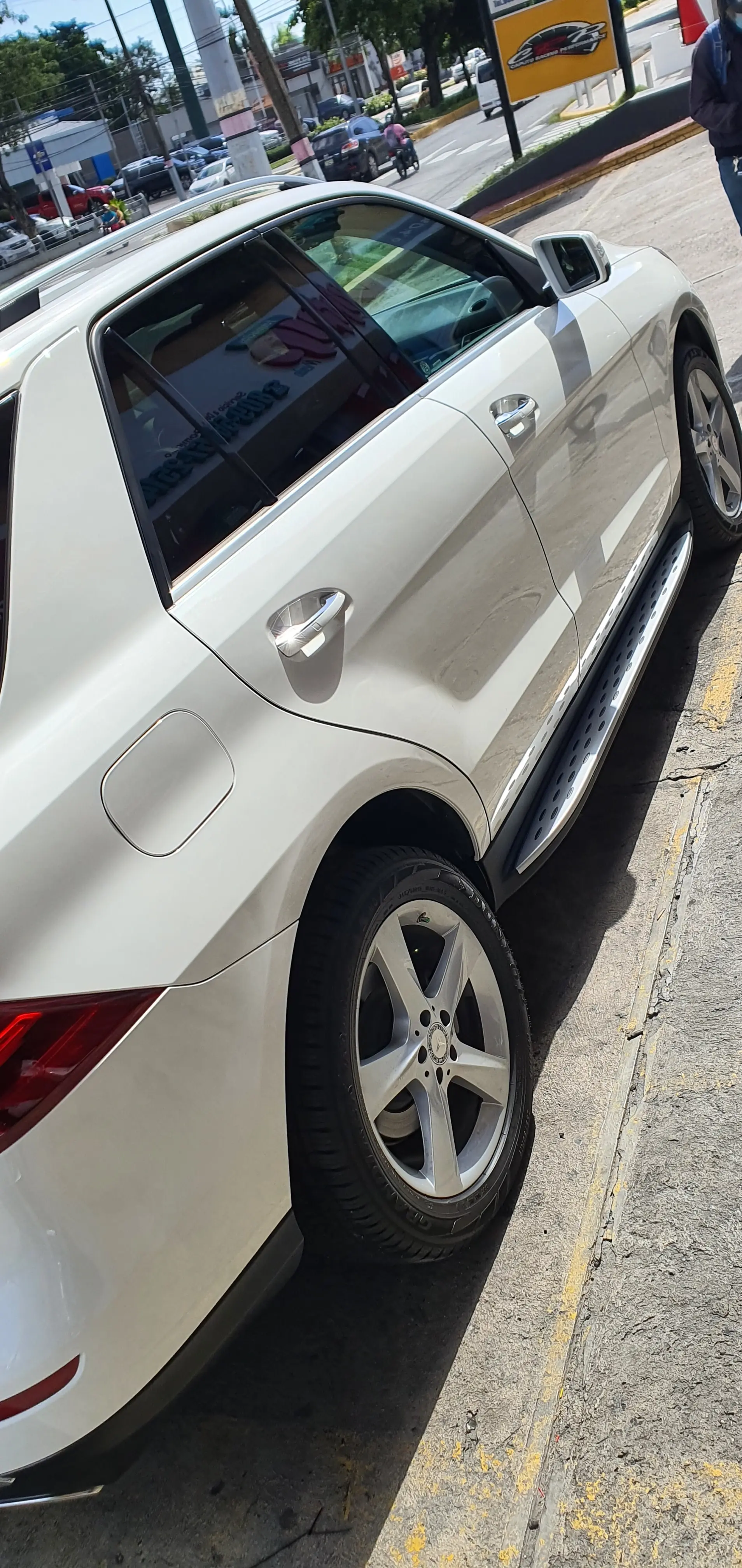 ESTRIBOS MERCEDES-BENZ GLC 260 / 300 2