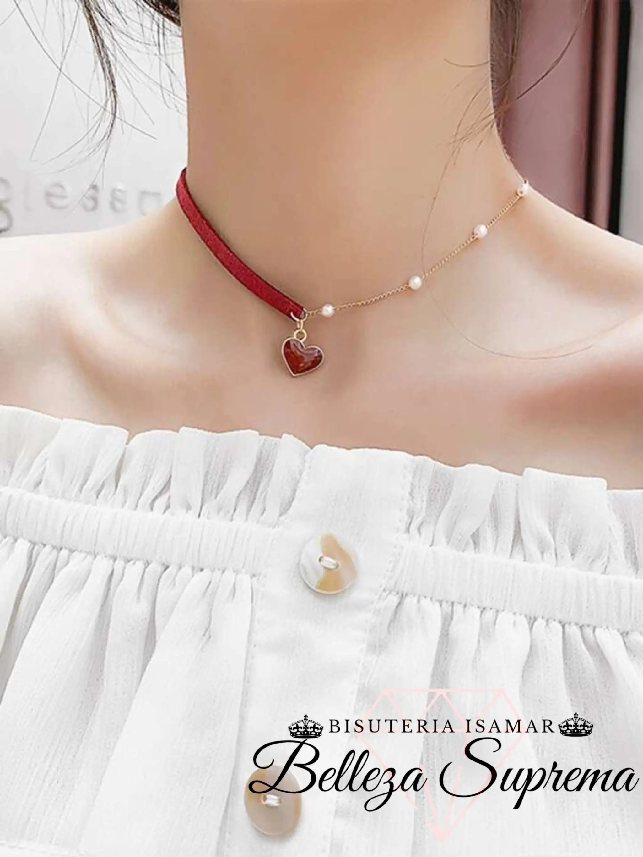 COLLAR CON PERLAS Y CUERO