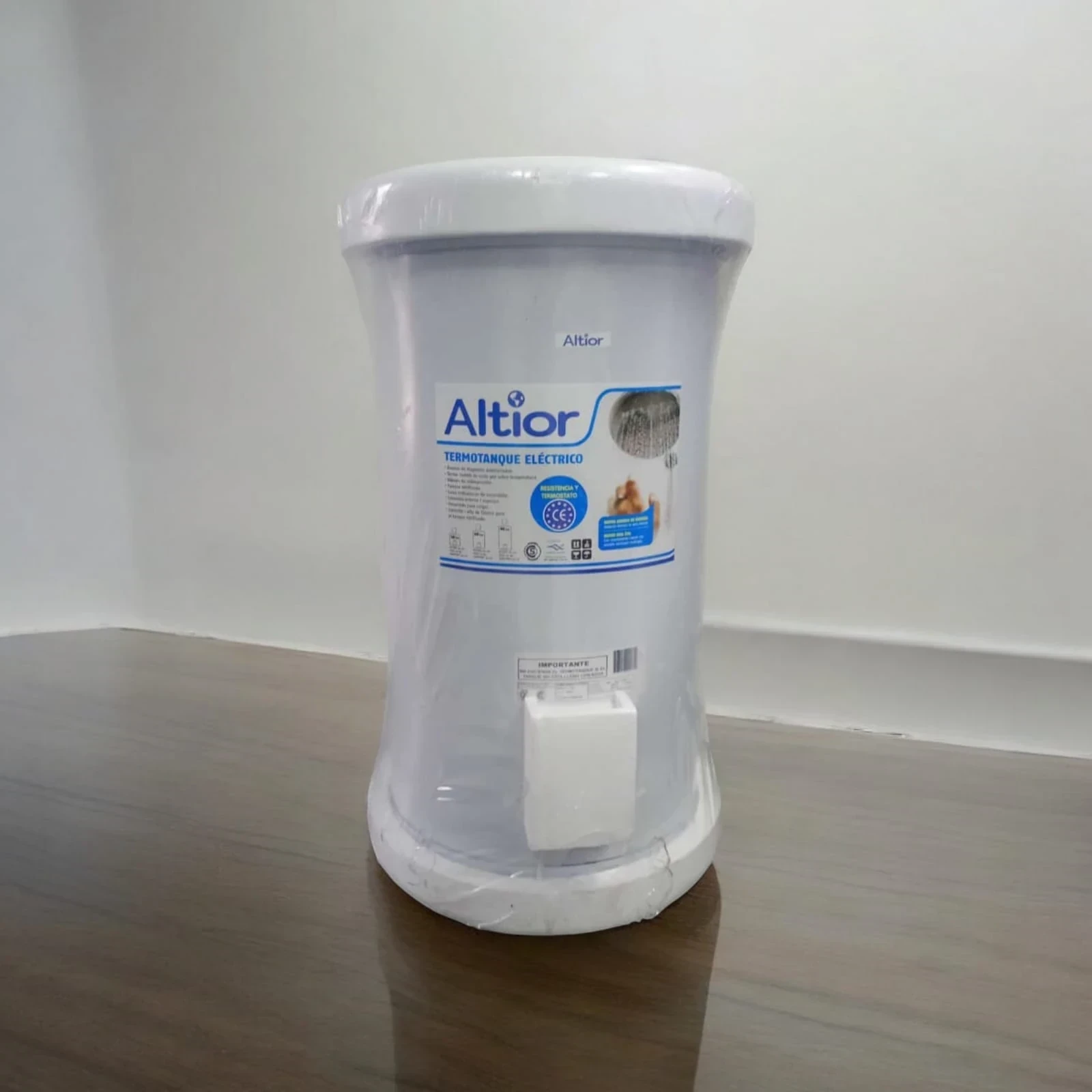 TERMOTANQUE ALTIOR ELECTRICO 90LTS 