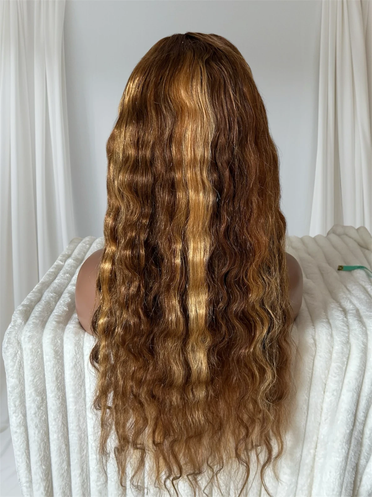 Peluca cabello humano 28 pulgadas, frontal lace 13x4 4/27, 180% densidad 5