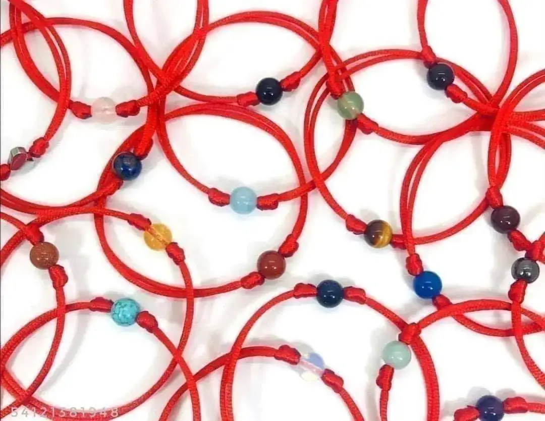 Pulsera hilo rojo piedra natural
