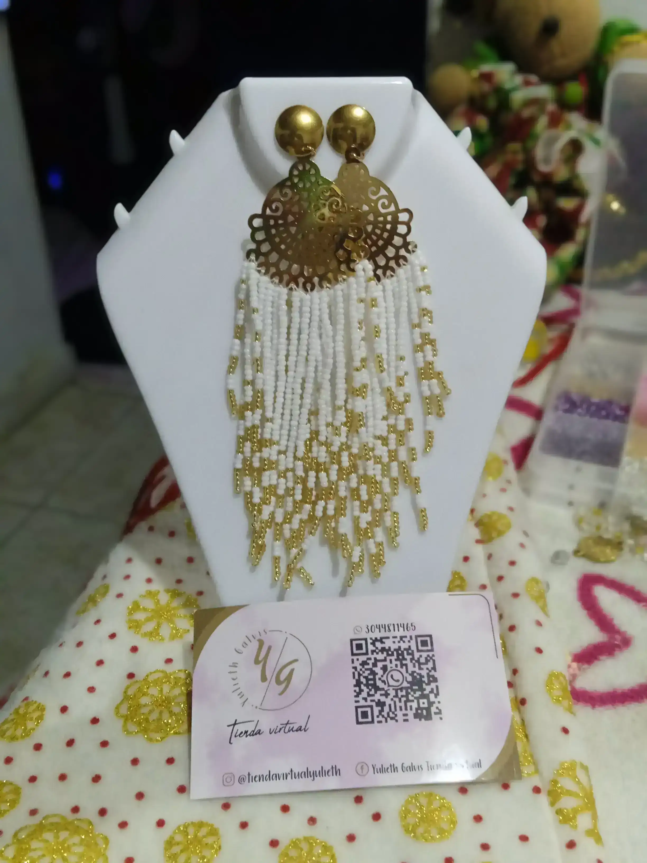 ARETES FLECOS Y HERRAJE EN ACERO 