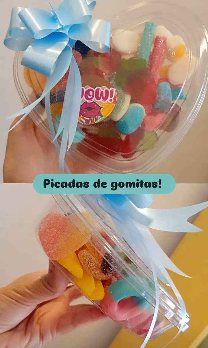 Picadas de gomitas en bandeja corazón 🩷 2