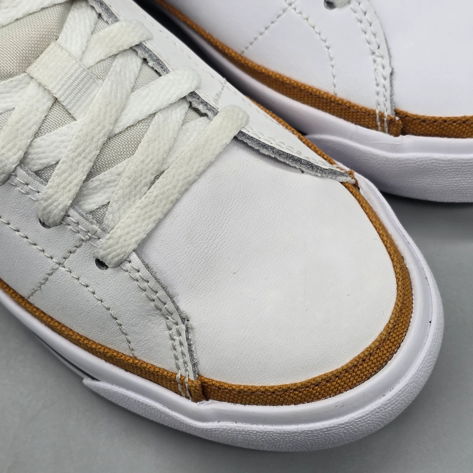 NIKE COURT LEGACY 5