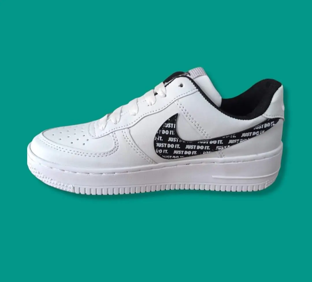 Nike Just do It, color blanco  2