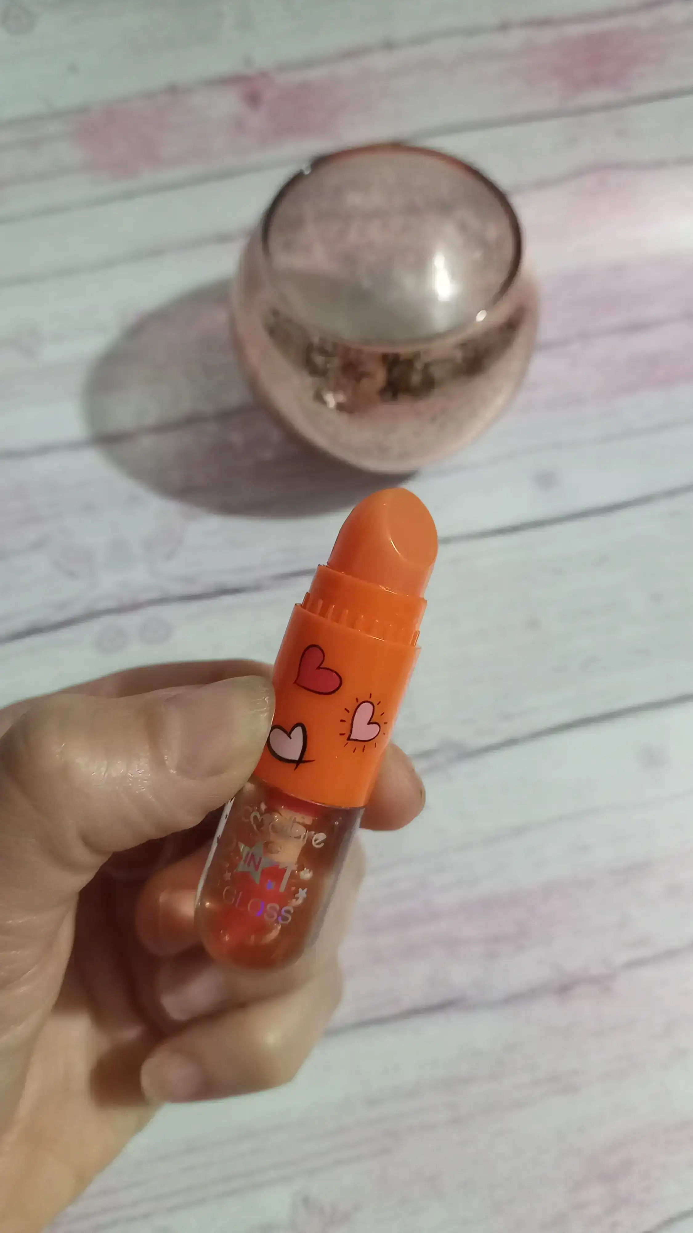 Labial + brillito sabor a naranja!!!! 3