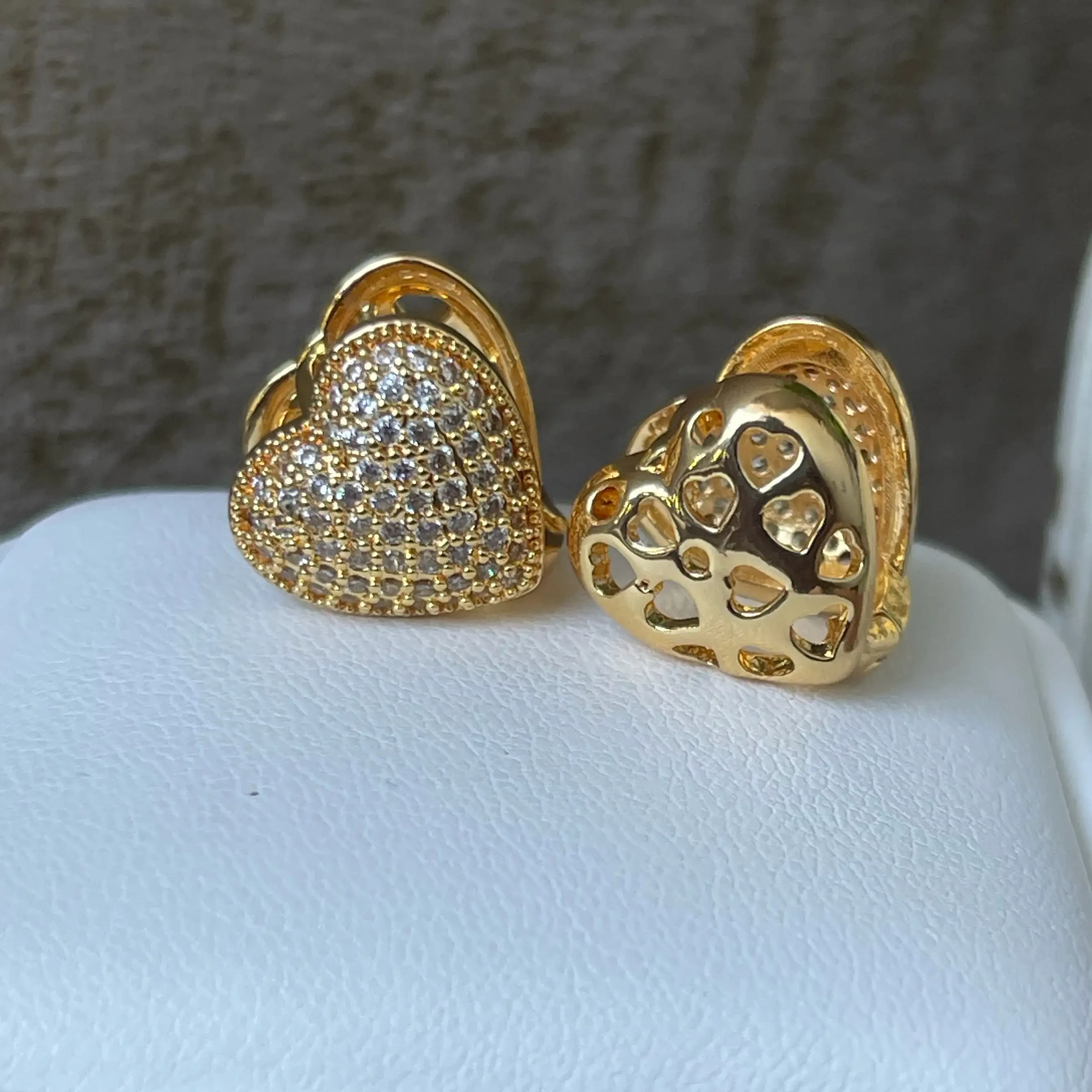 ARETES CORAZON BRILLANTE