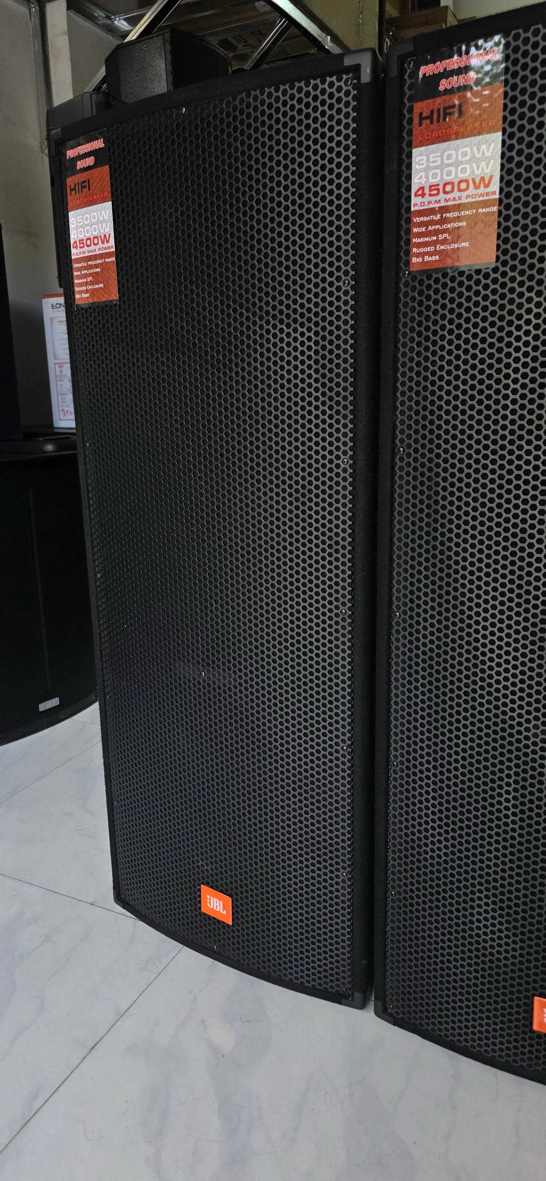  PARLANTES DOBLES JBL DE 15 PULGADAS JRX-200 De 4500W.  PRECIO: 4300BS EL PAR  ENVIOS PARA TODA BOLVIA 3