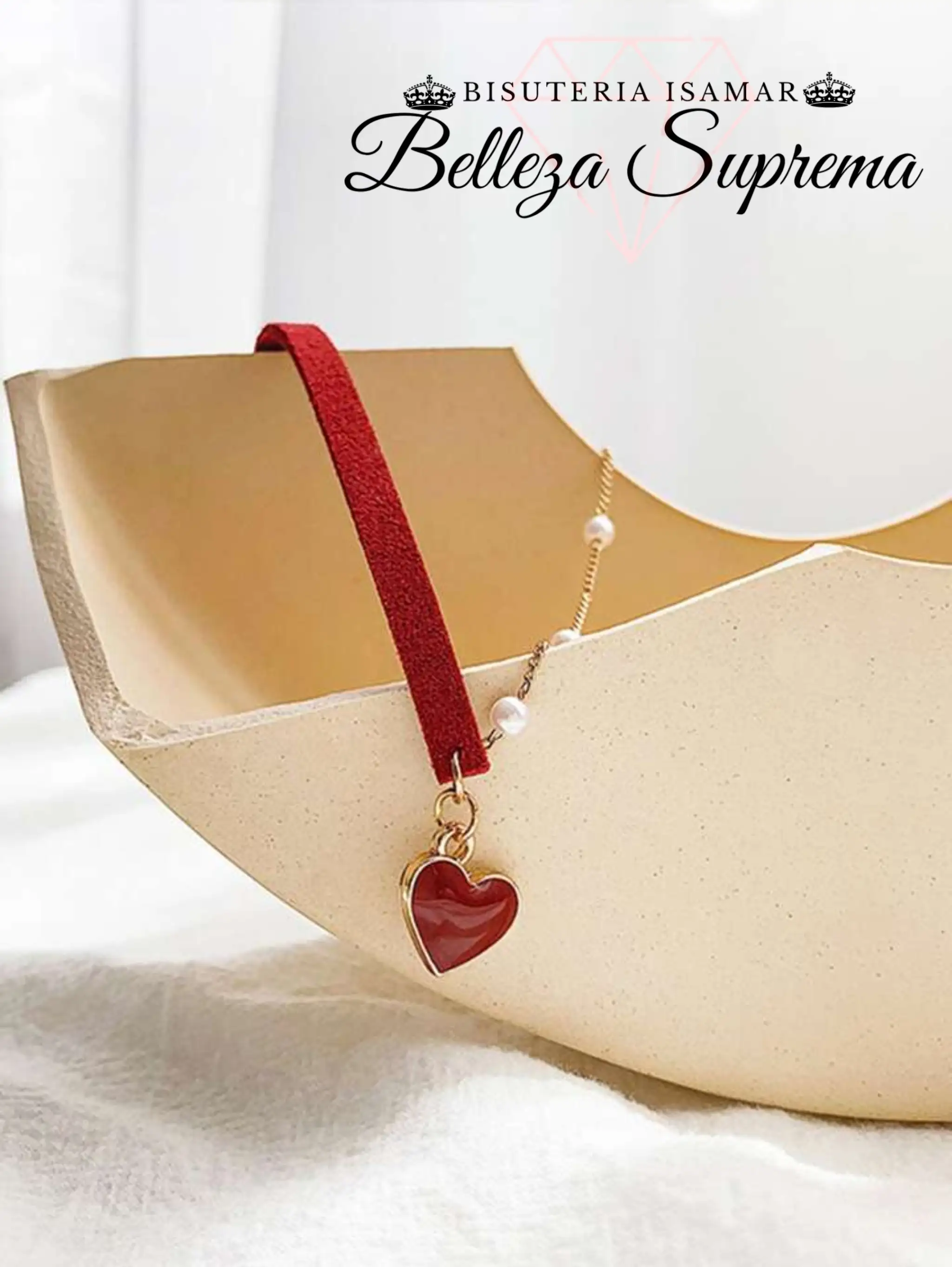 COLLAR CON PERLAS Y CUERO 3