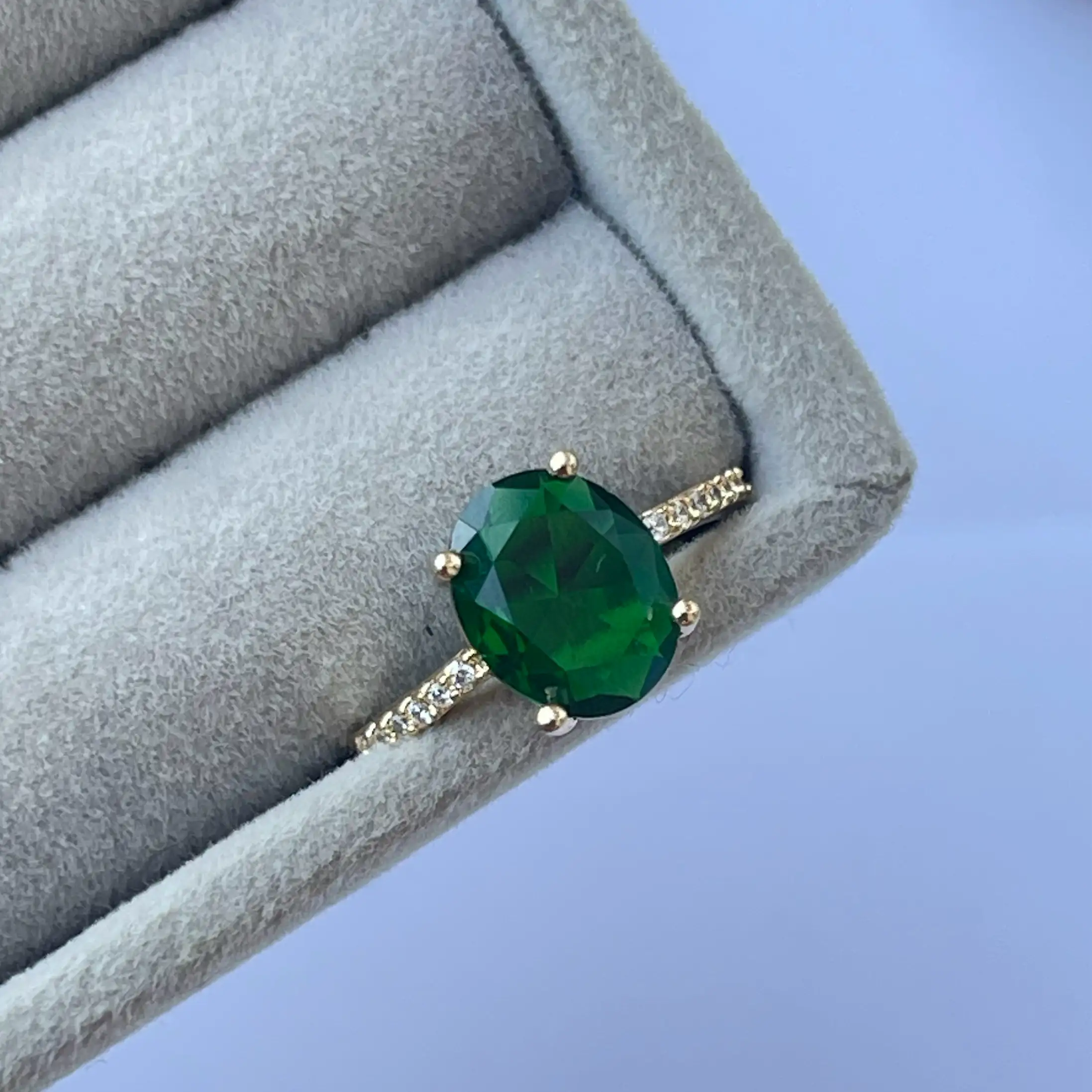 ANILLO PIEDRA VERDE ESMERALDA