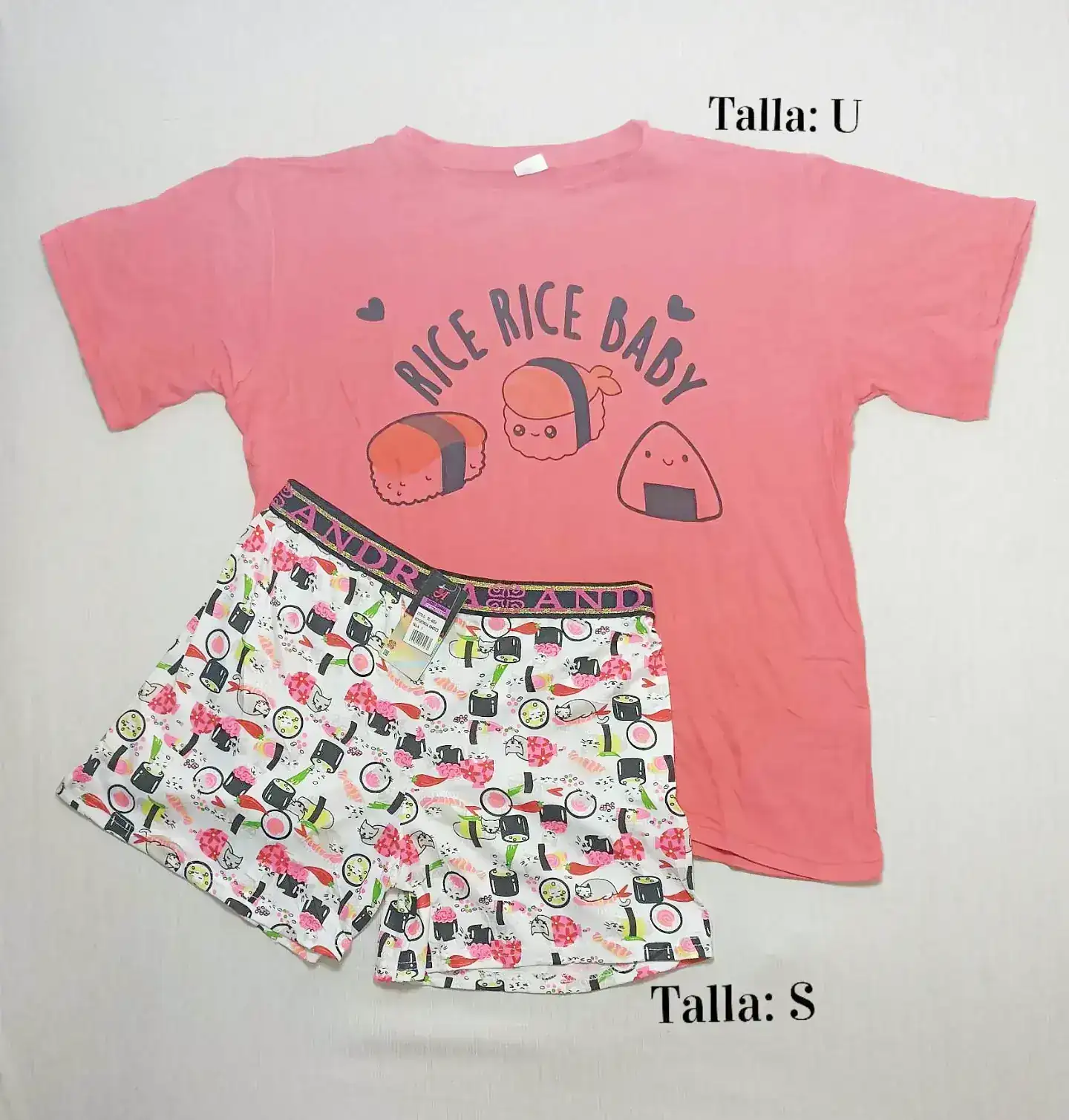 Conjunto de pijama con shorts cortos  4