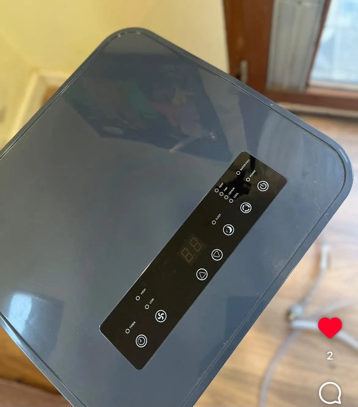 Aire acondicionado Kanji 2650 watt, frio calor, excelente estado. 2 meses de uso, aun esta en garantía.  3