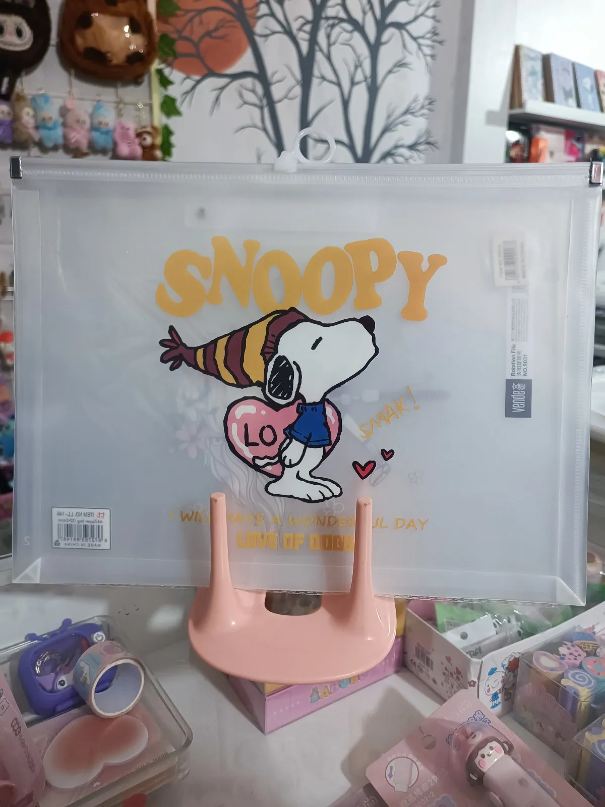 Carpeta tipos sobre. SNOPPY 2