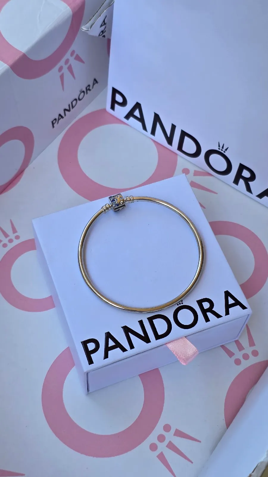 pandora blue sparkling barrel clasp bangle moments bracelet 
