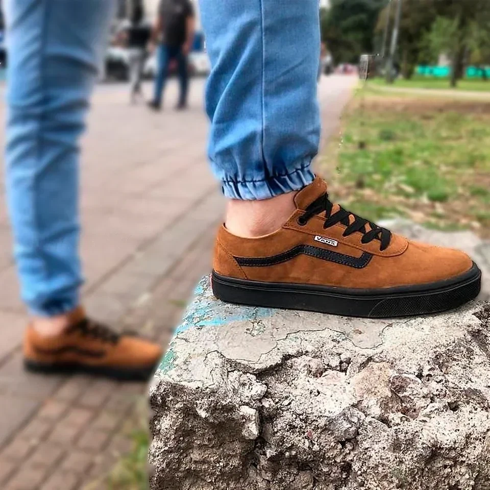 Vans Café de Hombre 7