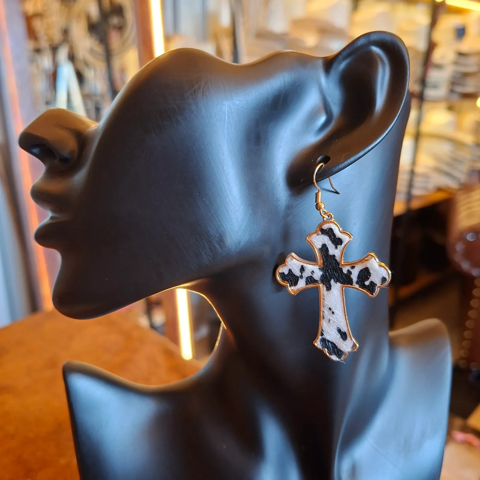 ARETES