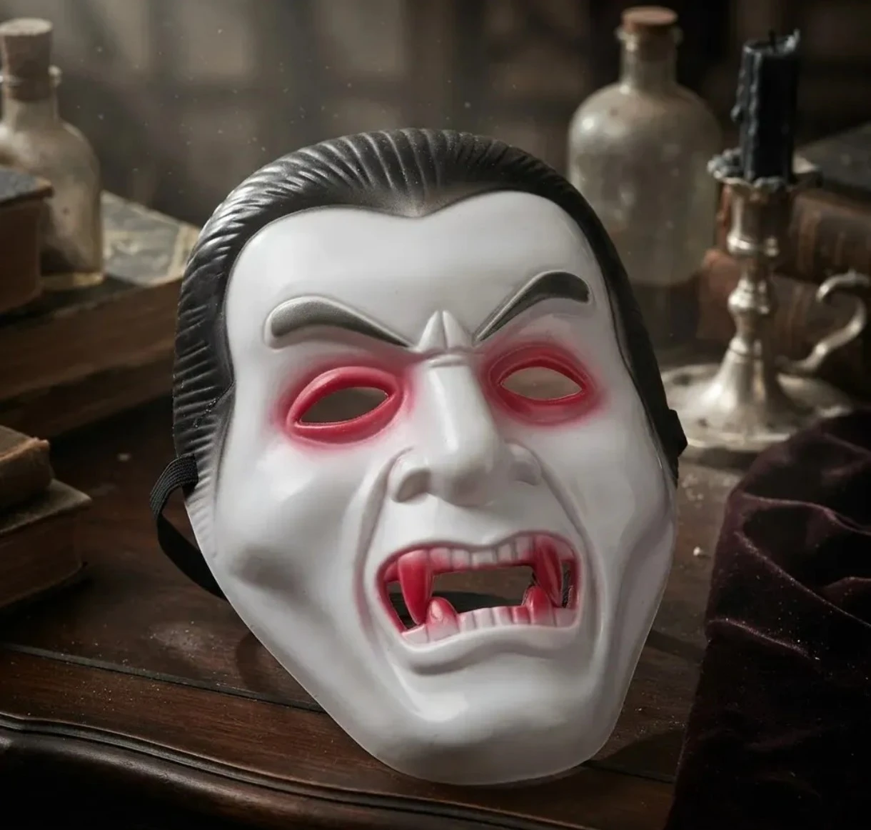 Mascara rigida Dracula 24cm  2