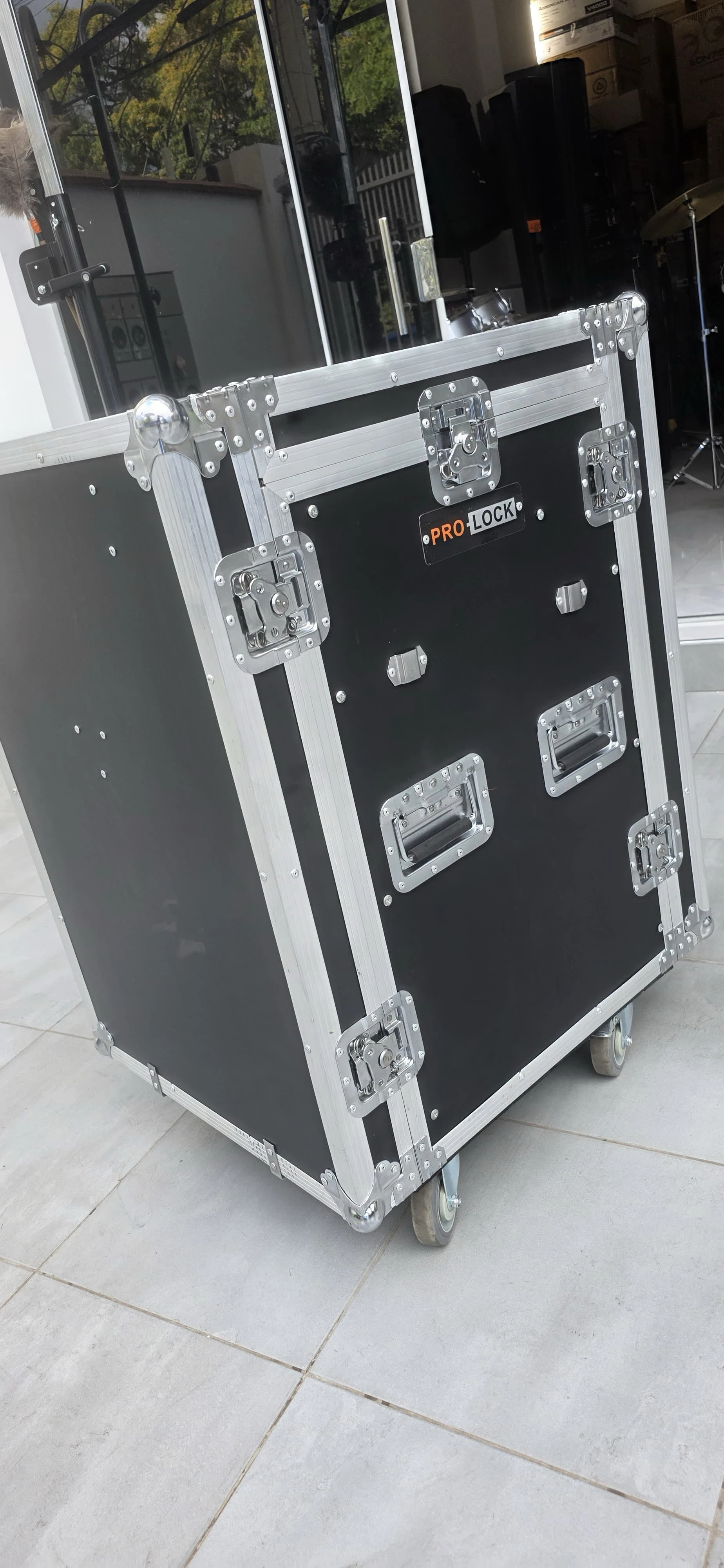 RACK MESA PARA DJ 2