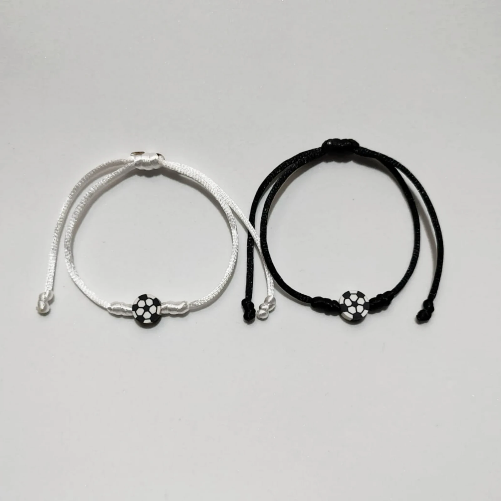 Dúo Pulseras de Futbol Sencillas 2