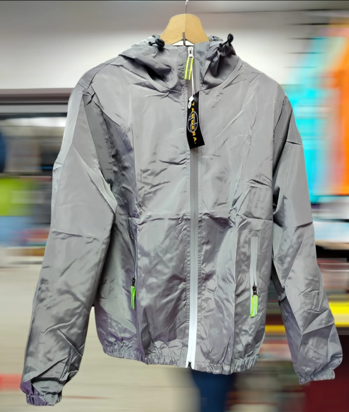 Chamarra impermeable  4