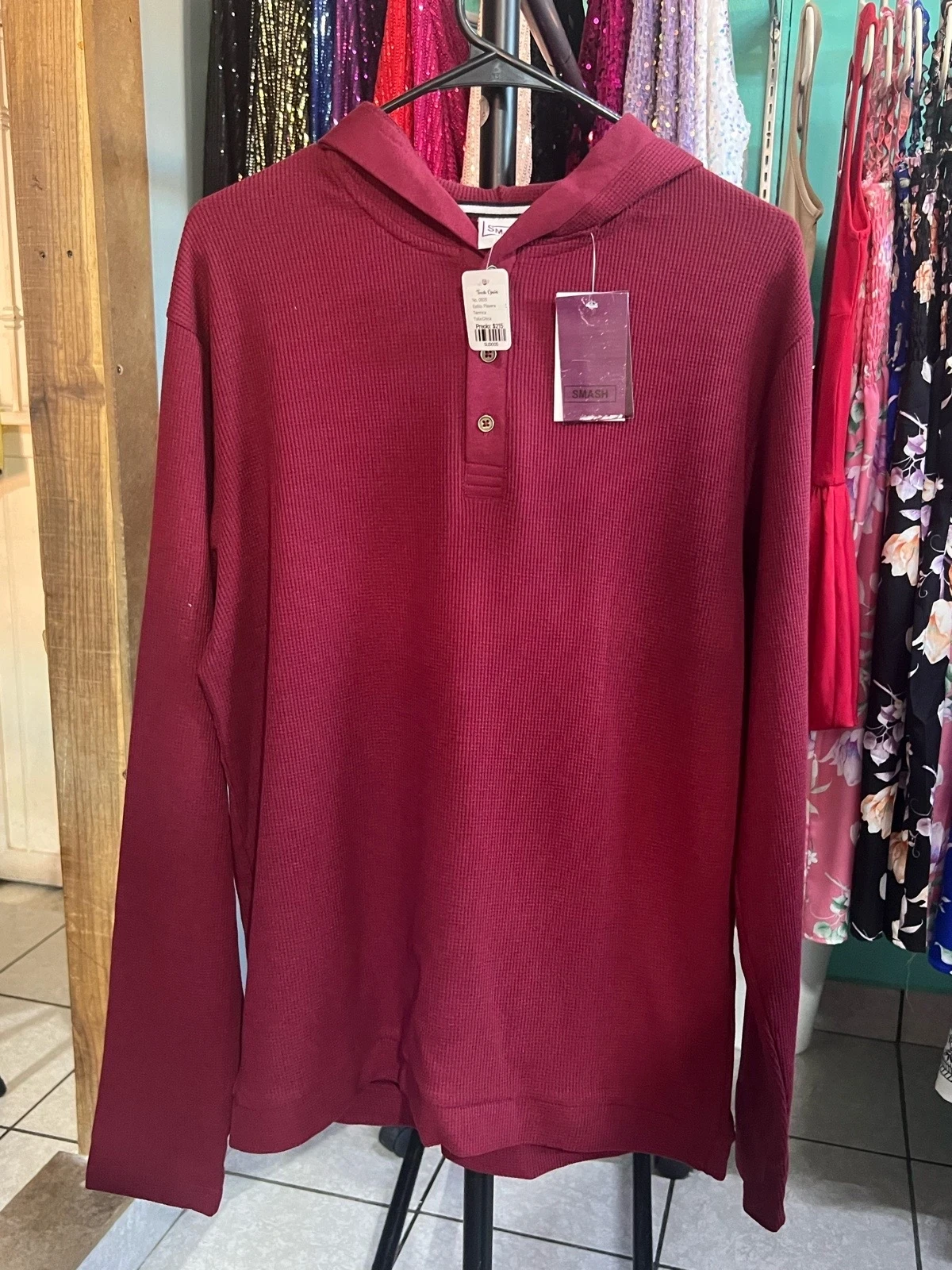 Playera Térmica con Gorro   3