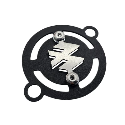 NS 200 P. Tapa filtro de aceite acero negro logo 3d cromado ML