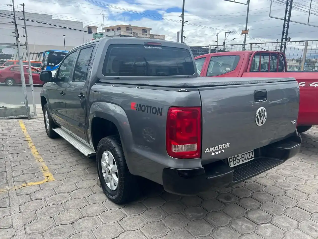 Volkswagen Amarok flamante turbo diésel año 2011 2