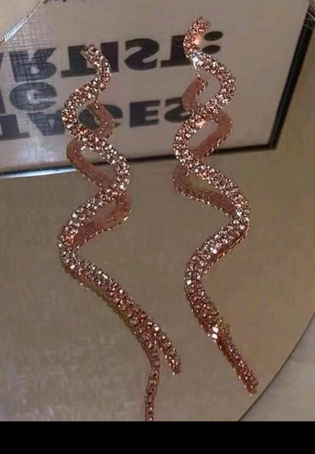 Aretes largos forma de serpiente 10