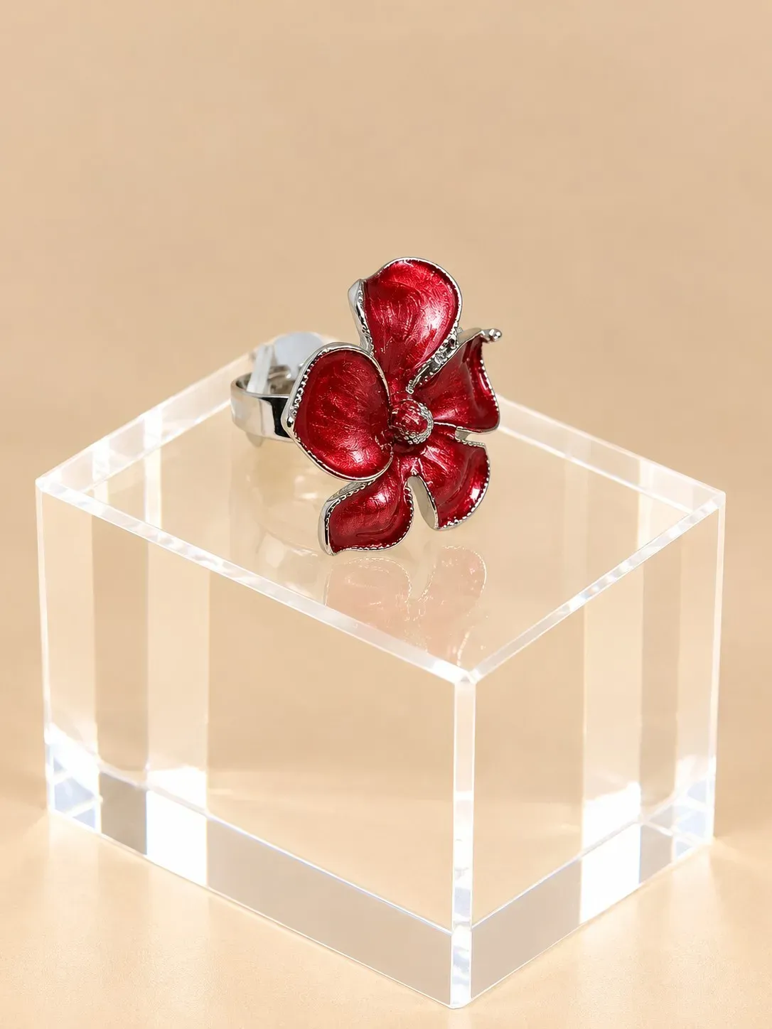 Anillo flor roja esmaltada