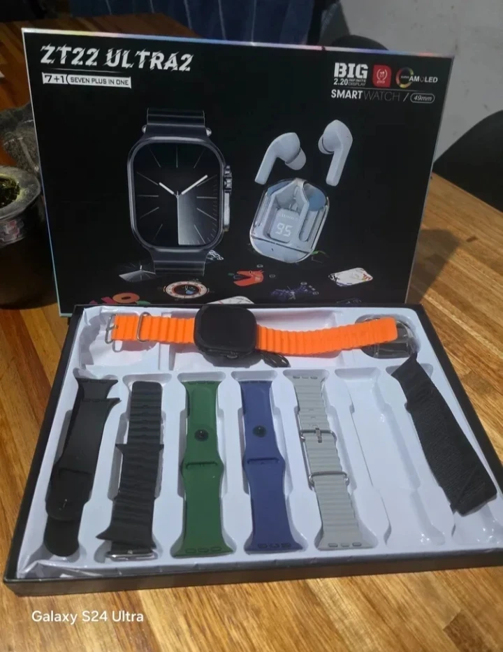 RELOJ INTELIGENTE ULTRA 2 7+1 MALLAS ZT22 2