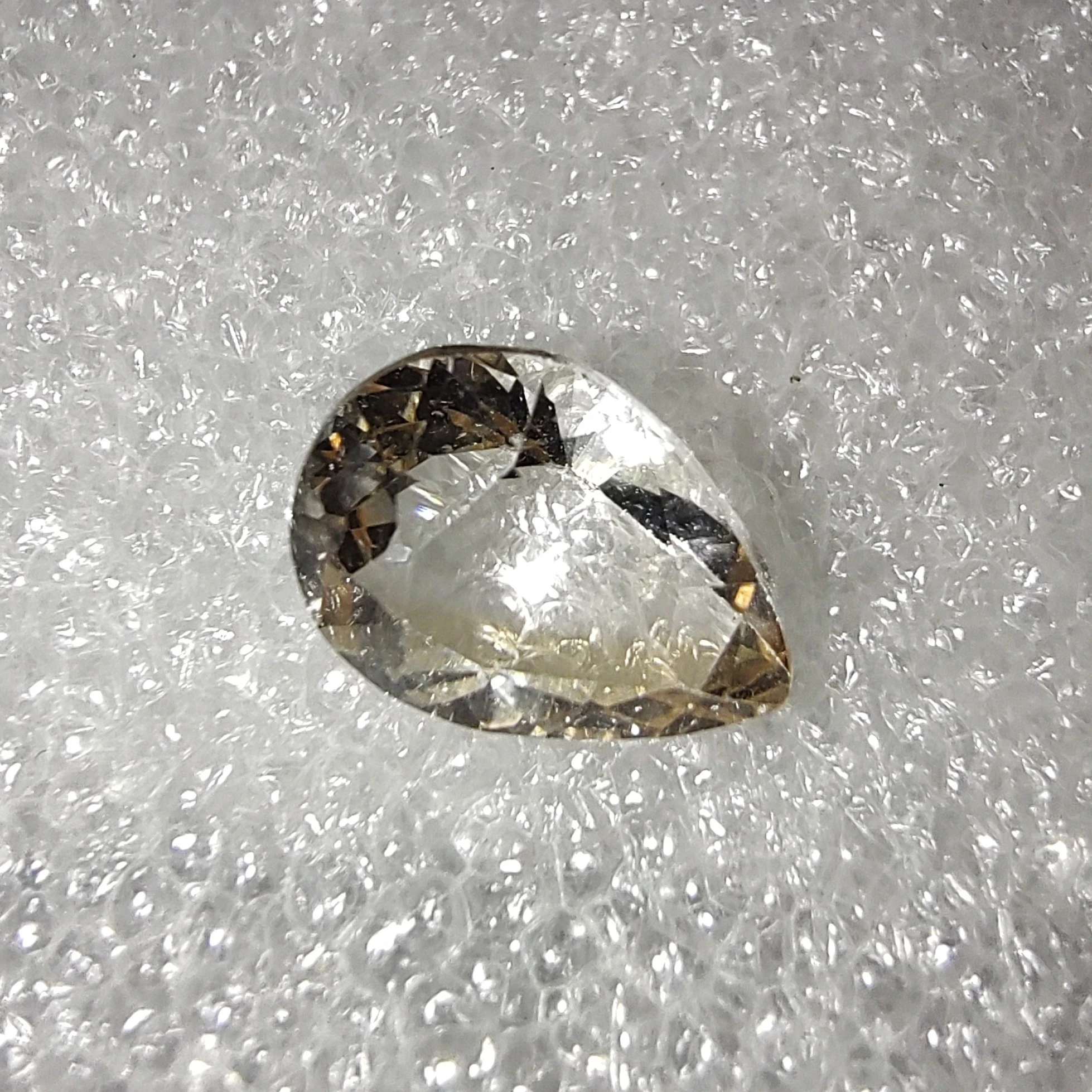 Topacio champagne natural talla gota facetado  2