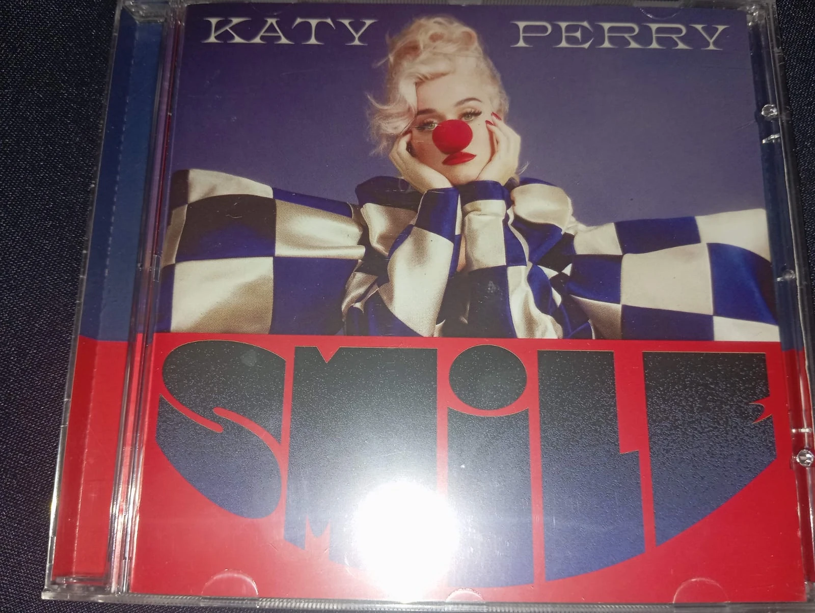 Katy Perry - Smile (ARGENTINA)