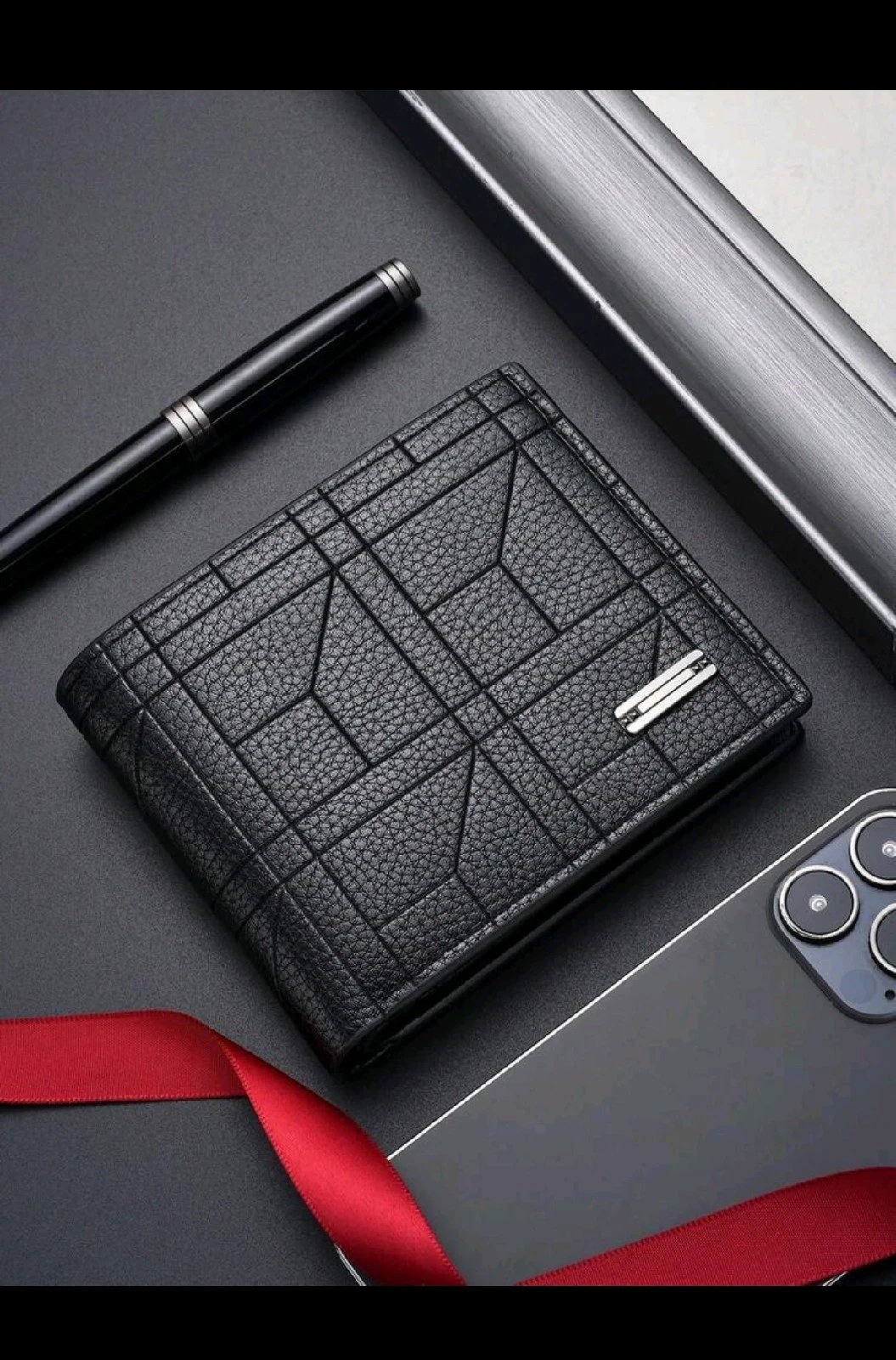 Billetera de Caballero Elegante con Textura Geométrica 6