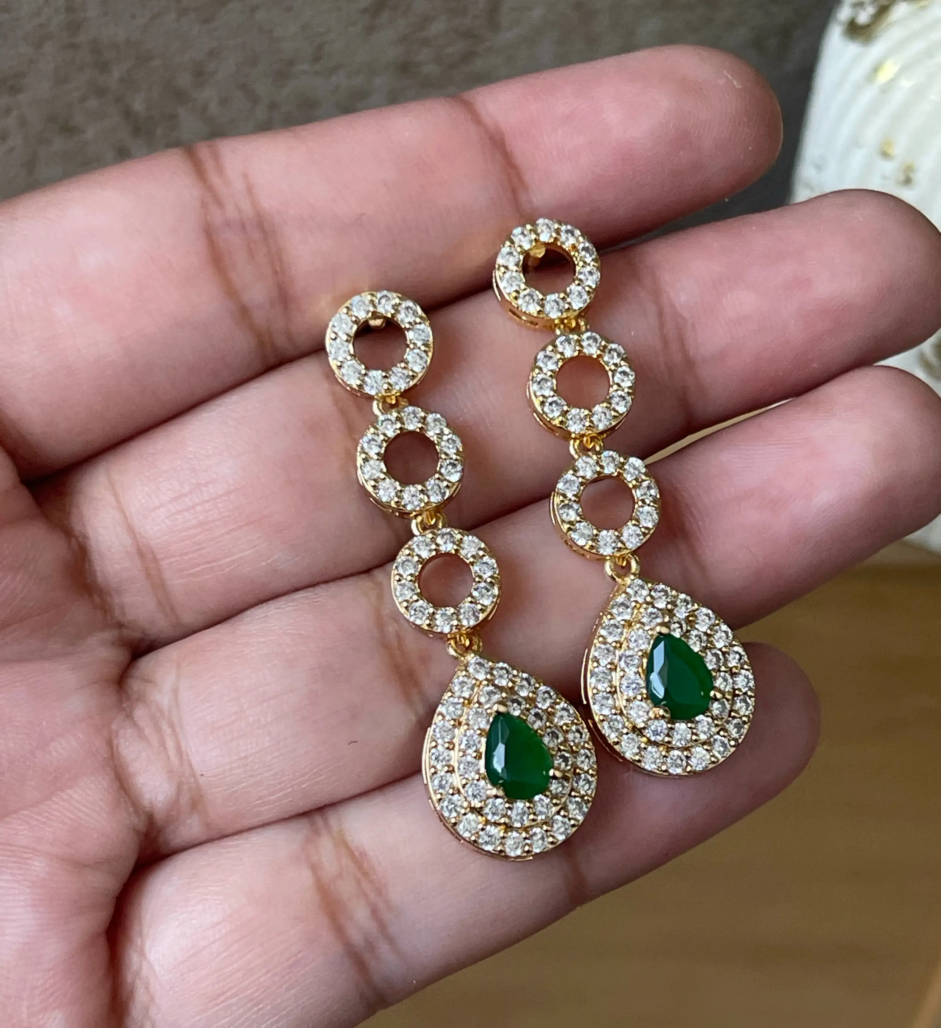 ARETES LARGOS ELEGANTES
