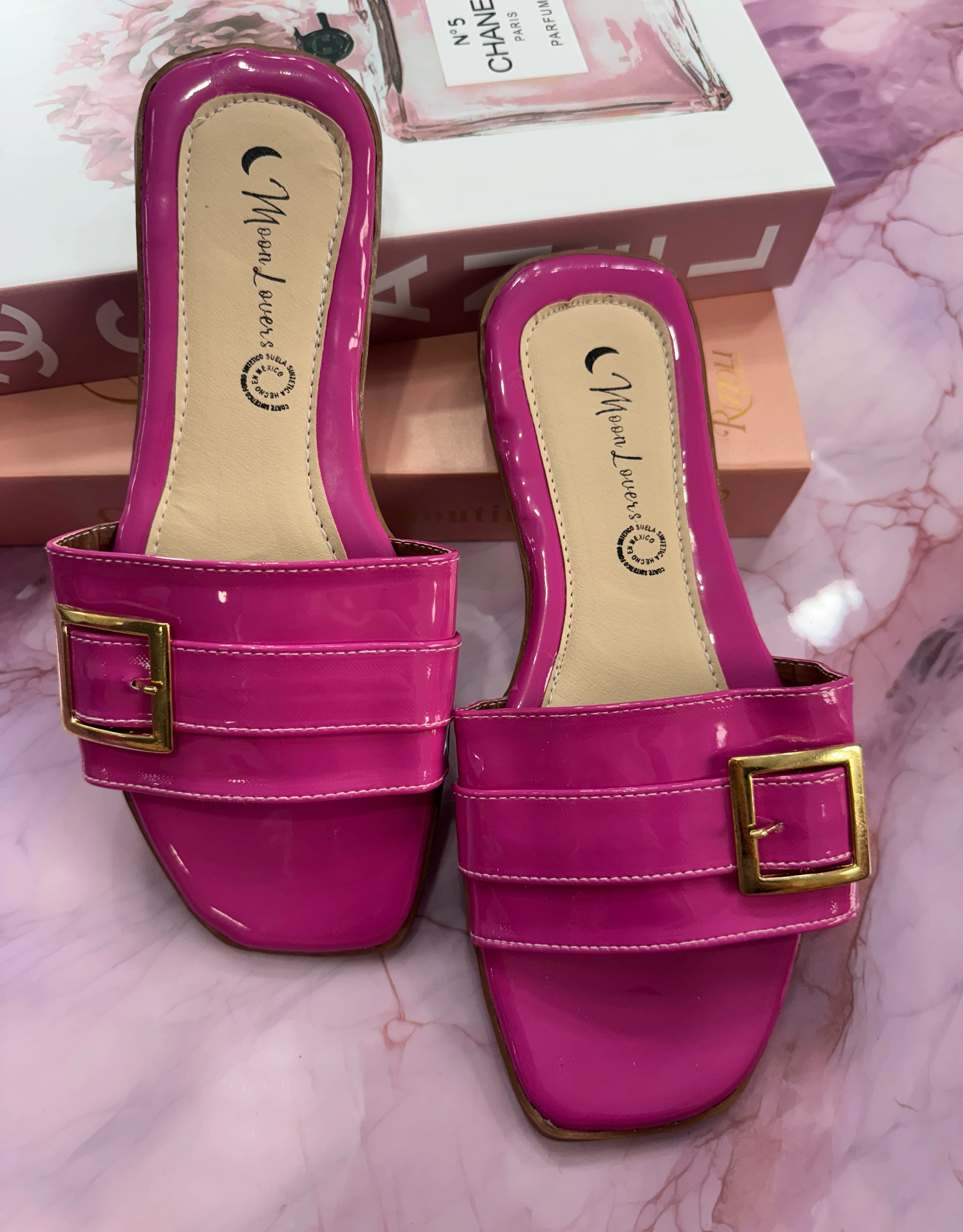 Mod.901 Sandalia Premium Charol Rosa Fiusha
