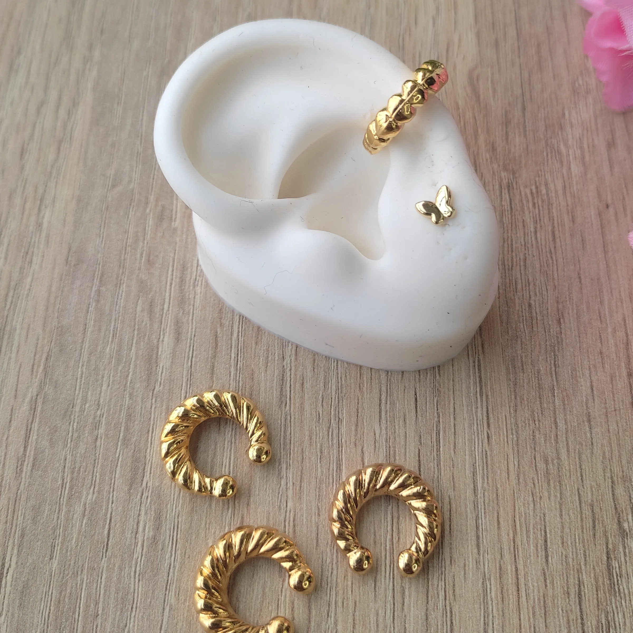 EARCUFF CROISSANT 2