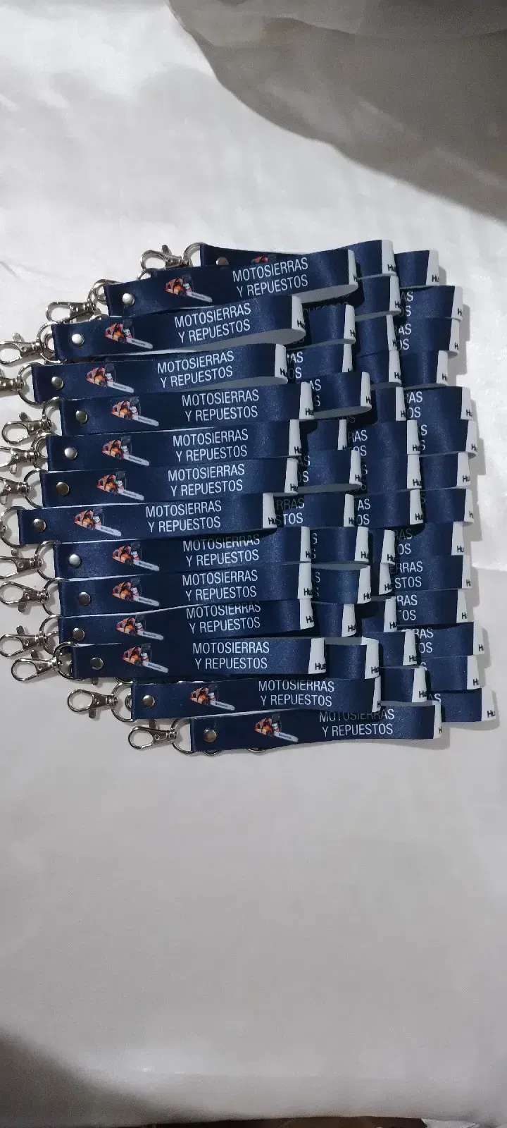 Llavero cinta 15 cm con mosquetón pack por 10 unidades  3
