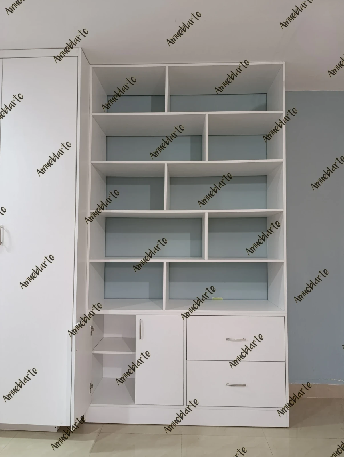 Estantería con cajones y puertas  2
