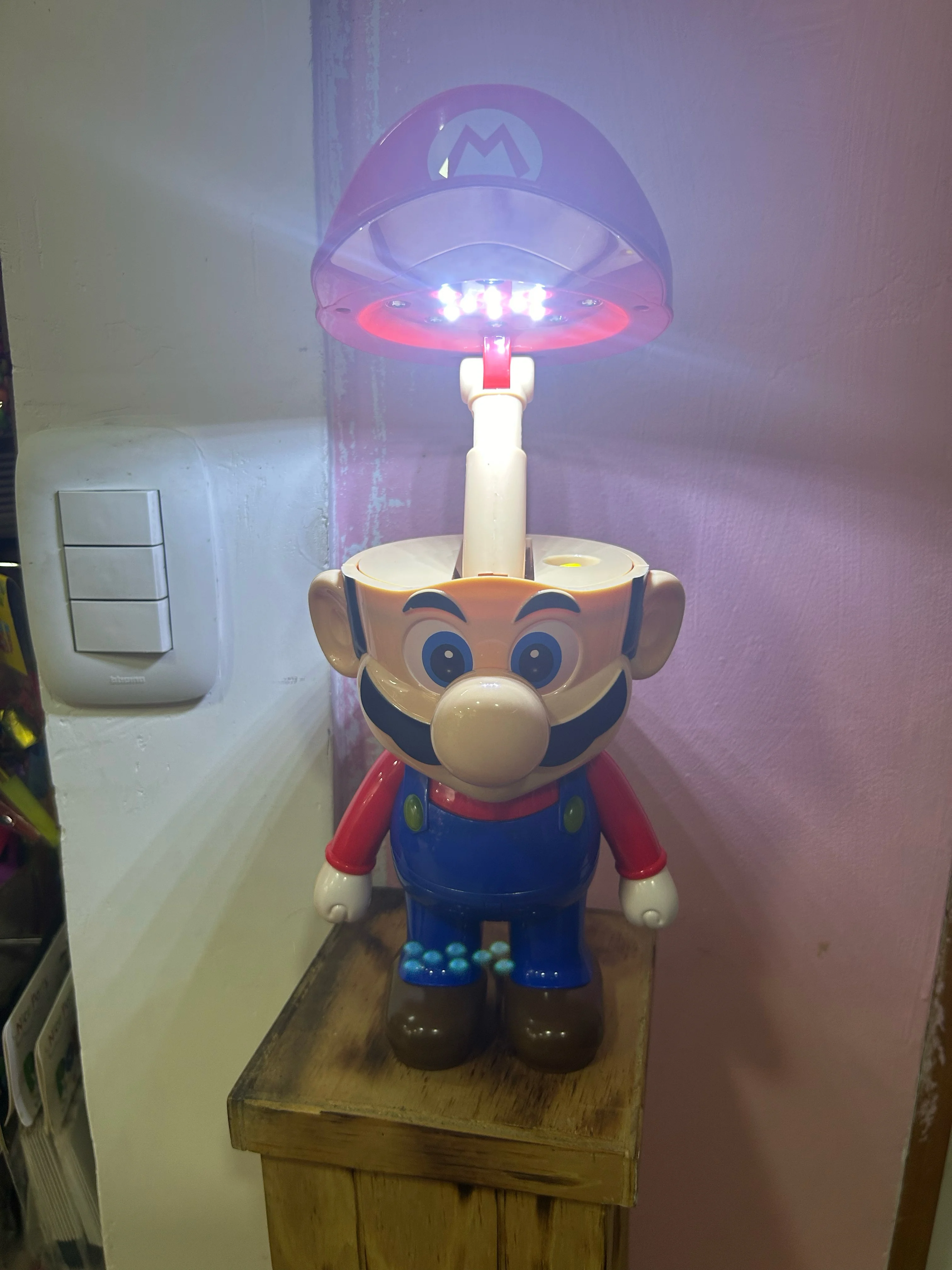 Lámpara Mario