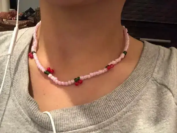 COLLAR CHERRY ROSA