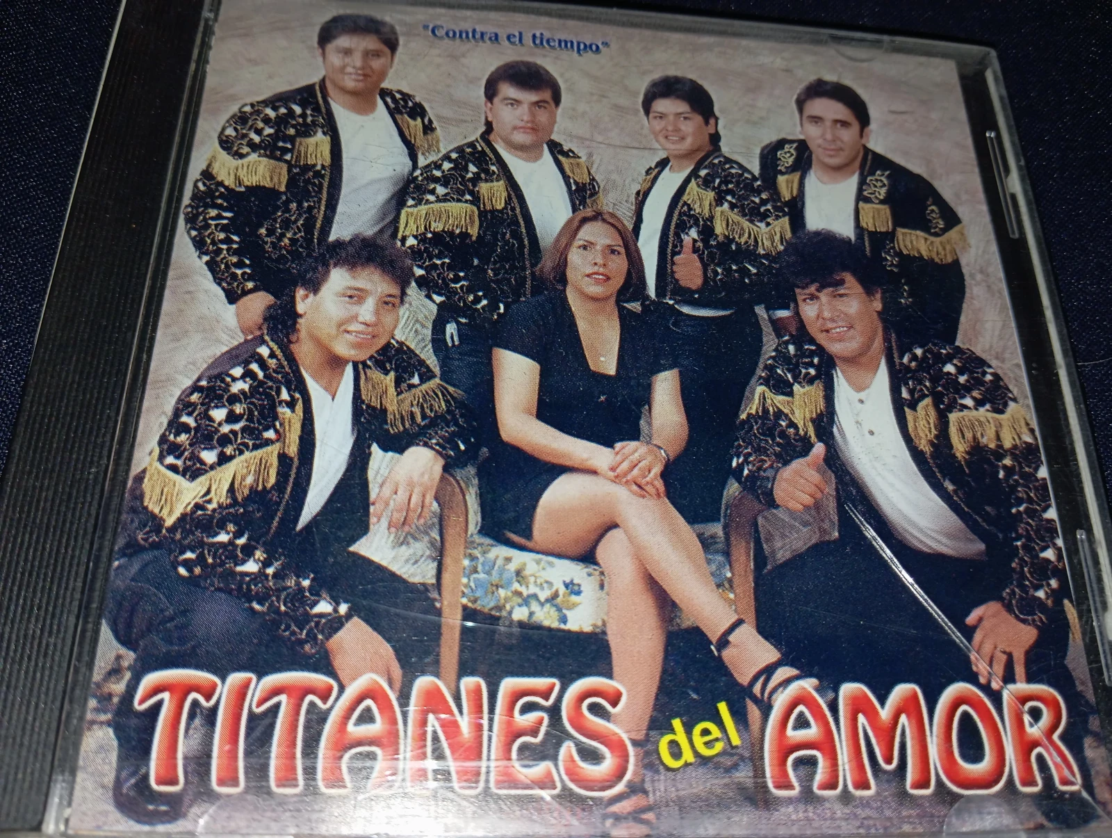 Titanes Del Amor - Contra El Tiempo (LAURO RECORDS)