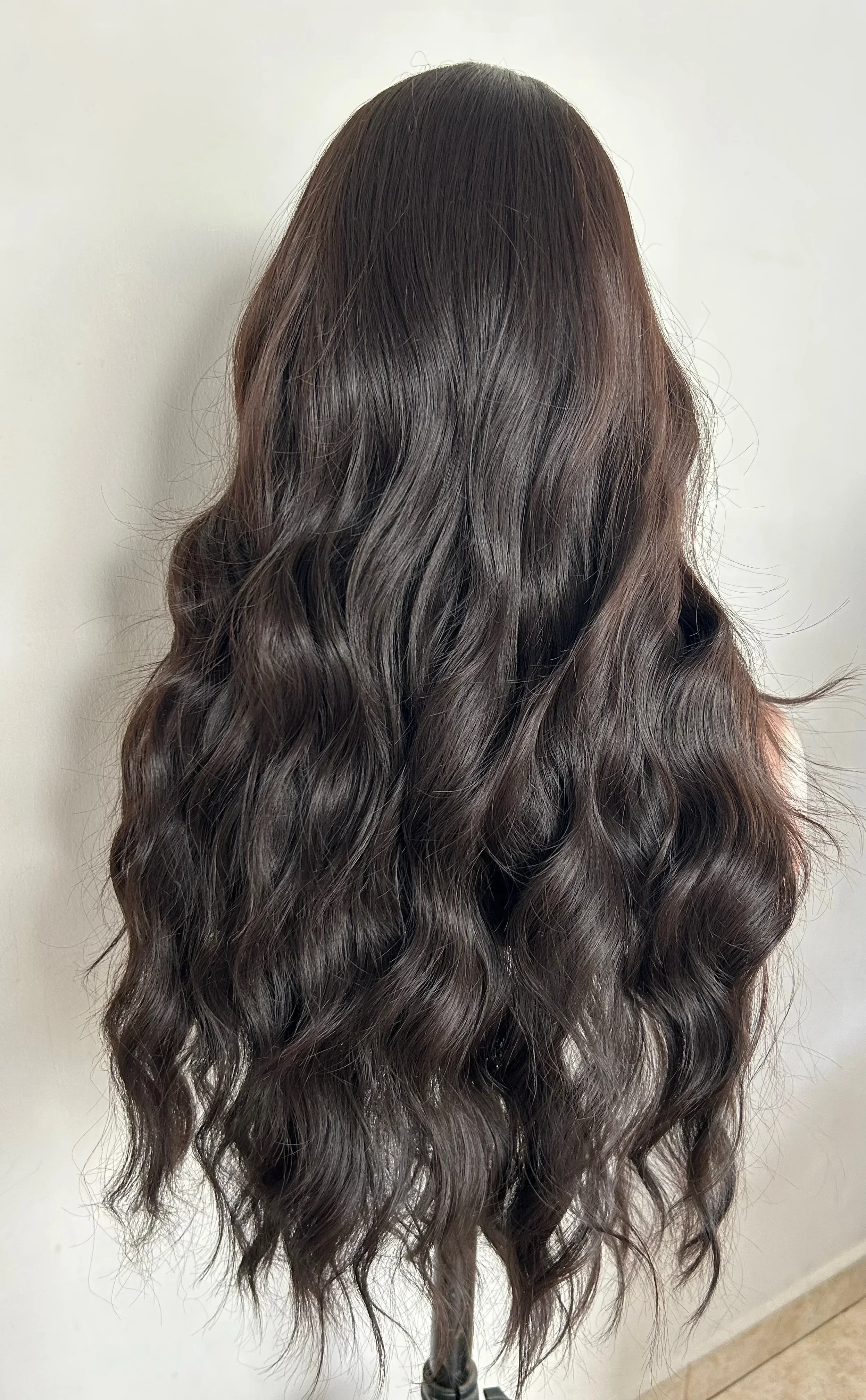 Peluca de 28” chocolare oscuro 3