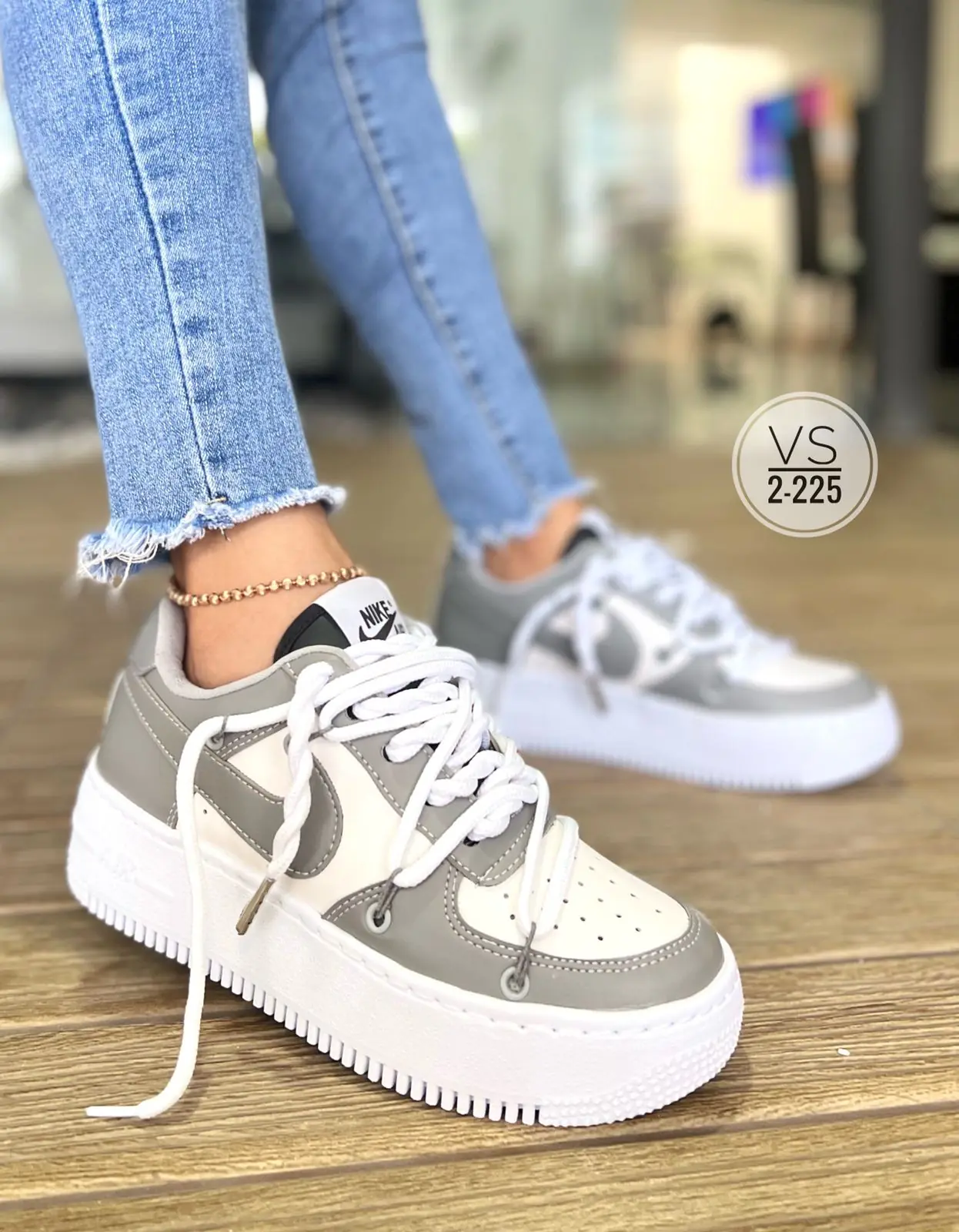 NIKE AA  3