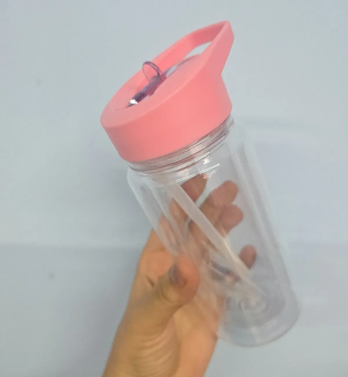 Botella escolar rosada