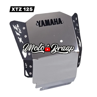 AC XTZ 125 PECHERA PROTECTOR MOTOR XTZ 125 3D CROMO CON ALETAS Y LOGO NEGRO URUS PR1273-01