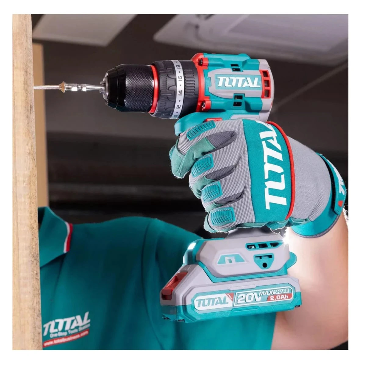 TIDLI20558 Taladro percutor 55nm + 2 baterías y cargador total 5