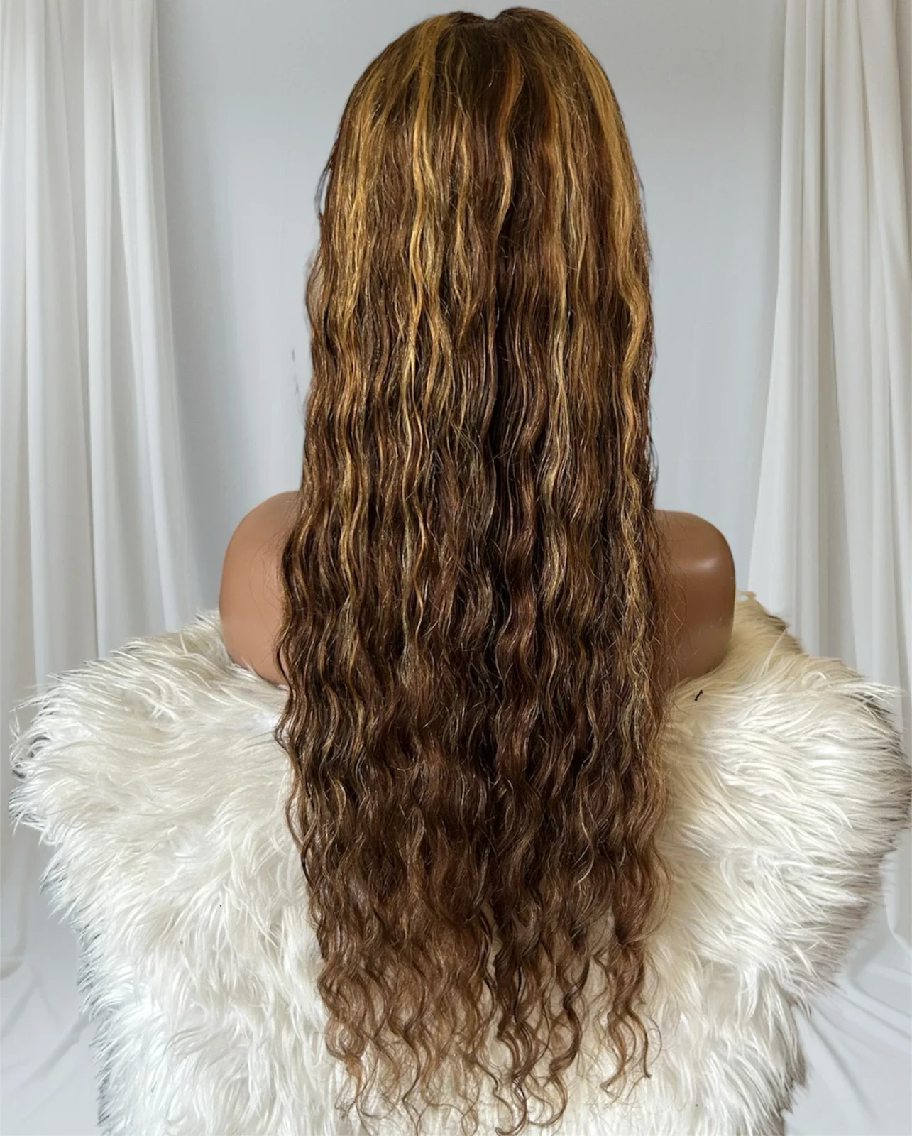 Peluca de cabello humano brasileño Remy con reflejos rubios degradado T4/27, frontal lace 4x4  densidad media 4